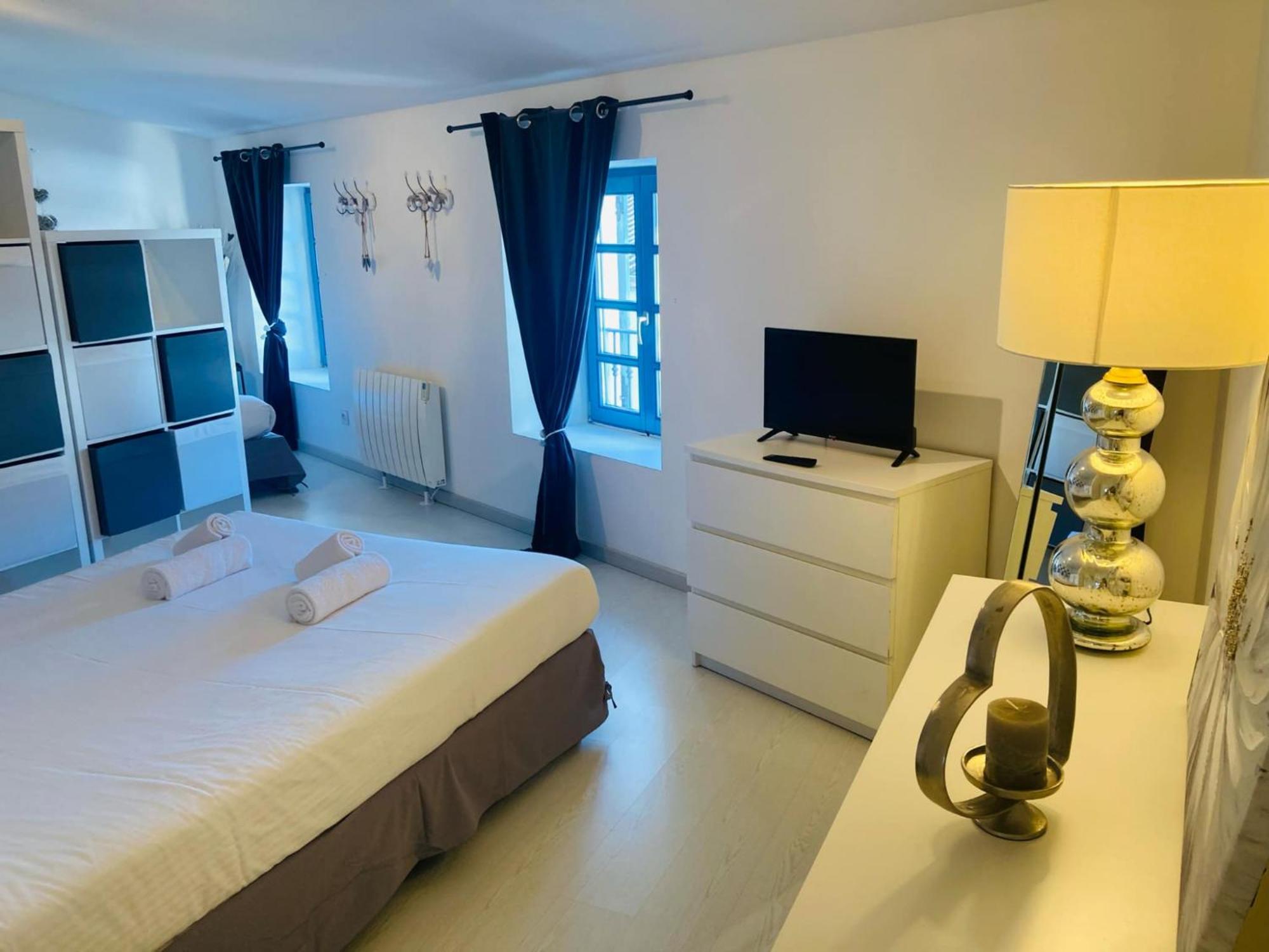 C'Est Une Maison Bleue Carcassonne Luaran gambar